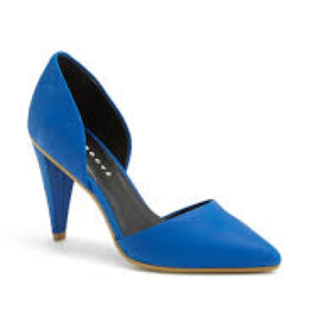 Trouvé Heels - Picture 6 of 6